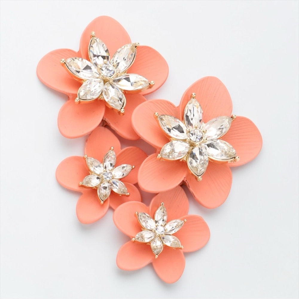 Lilly Pulitzer Coral Flower Statement Earrings Crystal Floral Resort Glam NWOT